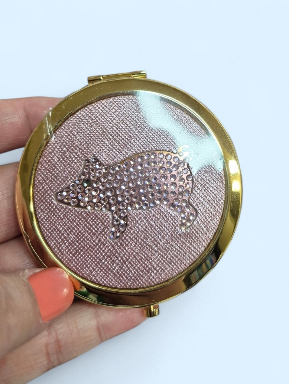 RARE Henri bendel Crystal Pig Compact Mirror NWT